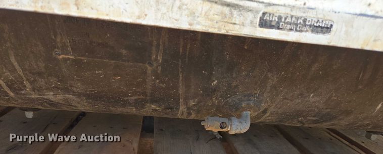 image for item EC1157 Vanair 050817-002 welder/generator