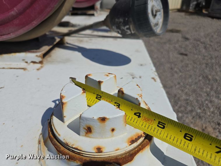 image for item EC1162 (2) fuel tanks