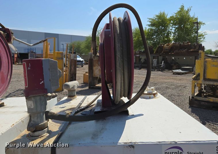 image for item EC1162 (2) fuel tanks