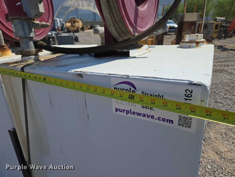 image for item EC1162 (2) fuel tanks