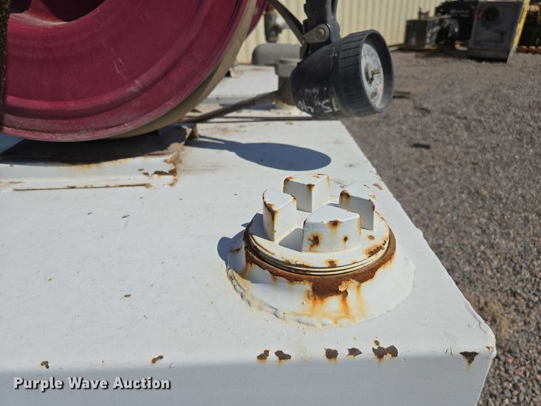 image for item EC1162 (2) fuel tanks