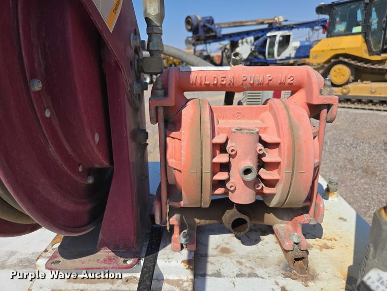 image for item EC1162 (2) fuel tanks