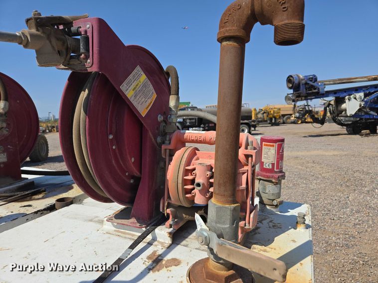 image for item EC1162 (2) fuel tanks