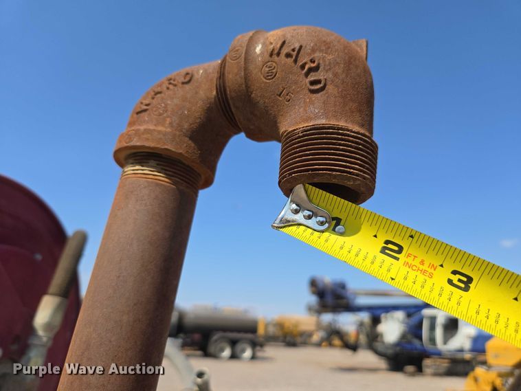 image for item EC1162 (2) fuel tanks