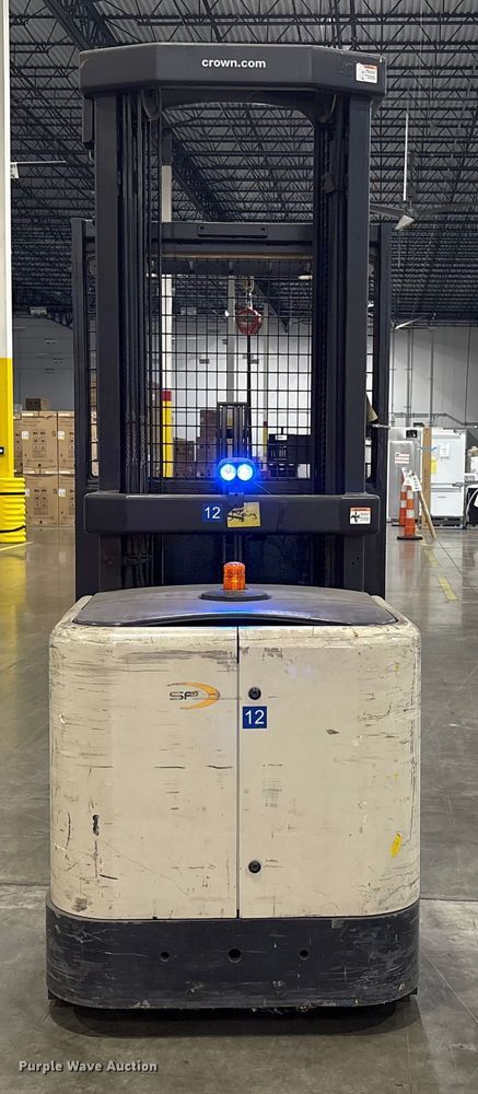 image for item EC4376 2016 Crown SP3520-30 order picker