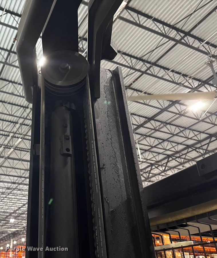 image for item EC4376 2016 Crown SP3520-30 order picker