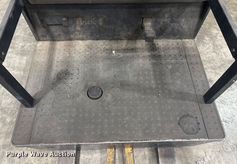 image for item EC4376 2016 Crown SP3520-30 order picker