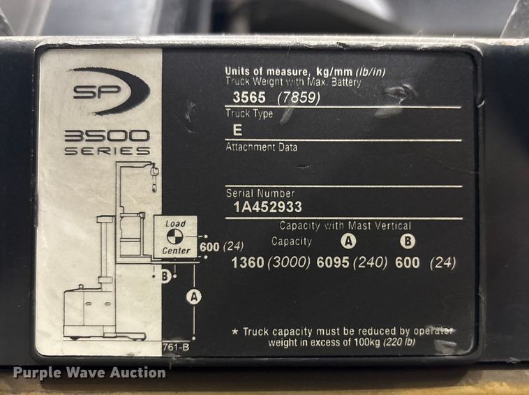 image for item EC4376 2016 Crown SP3520-30 order picker