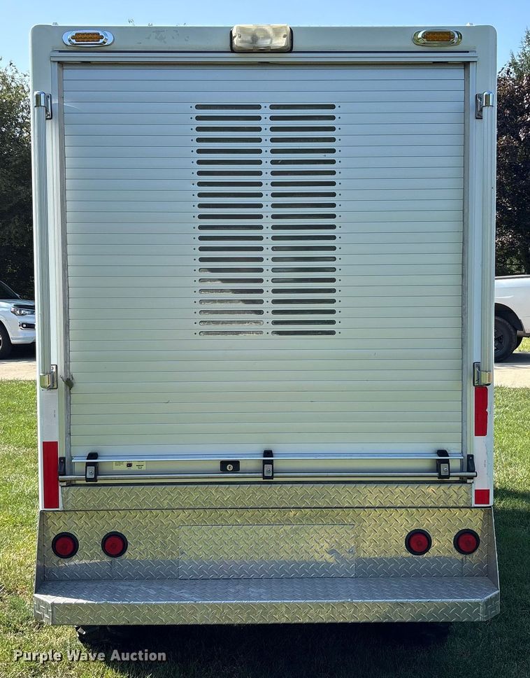 image for item EC4384 2007 Polaris utility vehicle