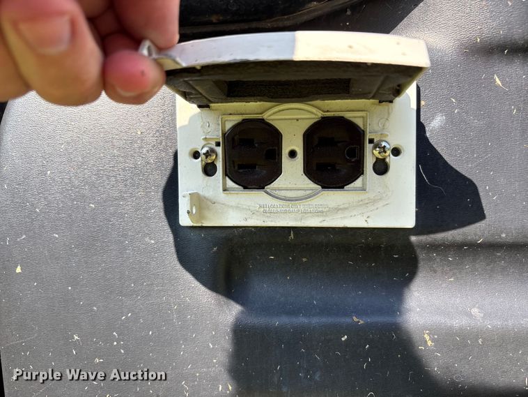 image for item EC4384 2007 Polaris utility vehicle