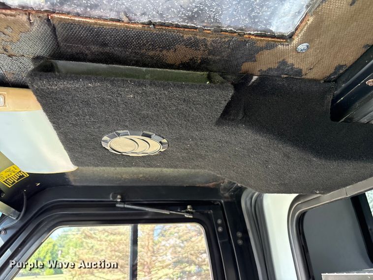 image for item EC4384 2007 Polaris utility vehicle