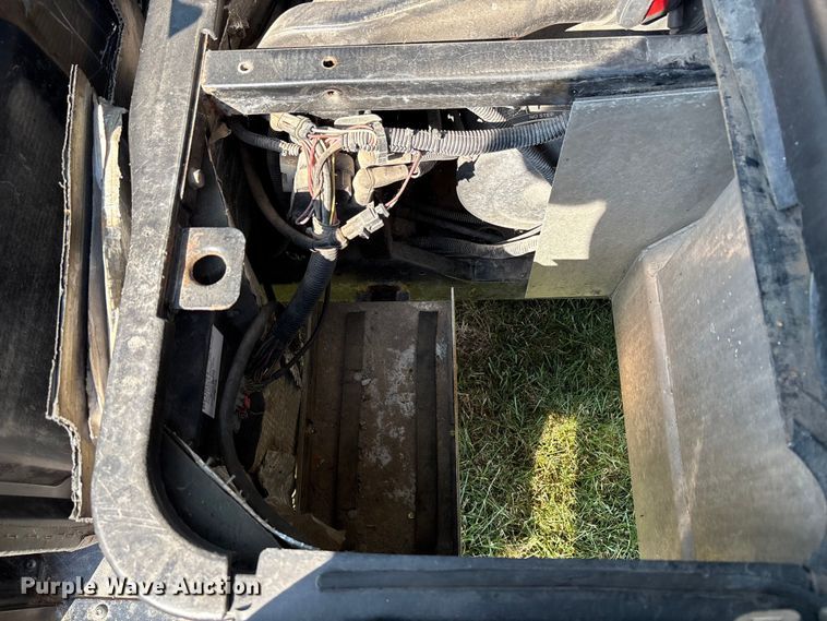 image for item EC4384 2007 Polaris utility vehicle