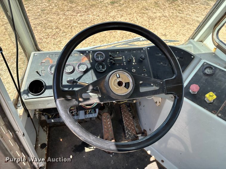 image for item ED2205 Ottawa Commando 30 yard truck