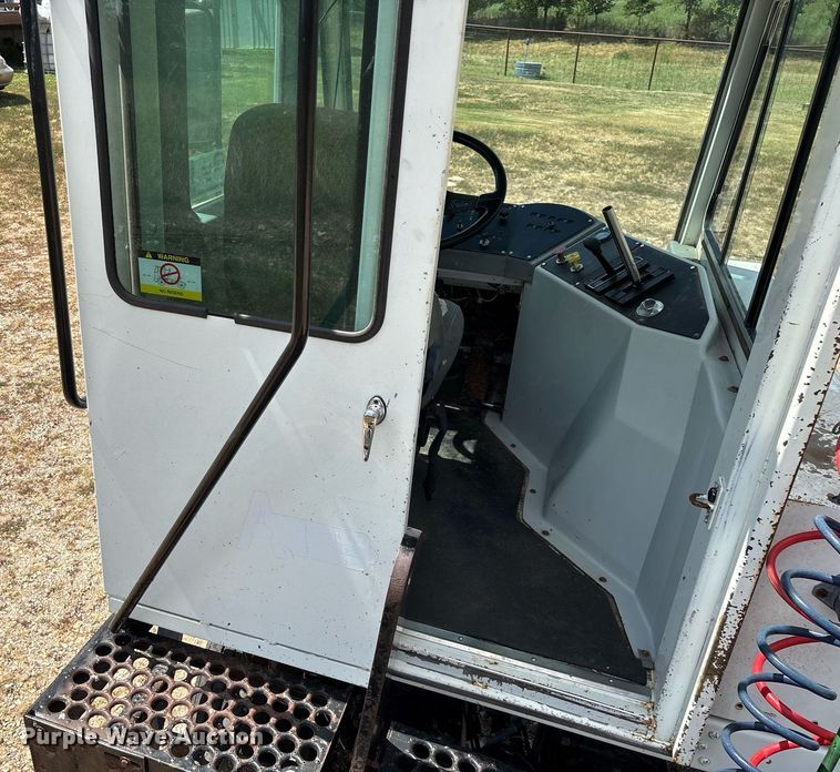 image for item ED2205 Ottawa Commando 30 yard truck