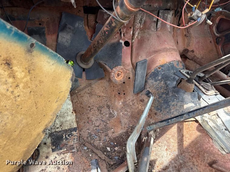 image for item ED4341 Jeep flatbed pickup truck