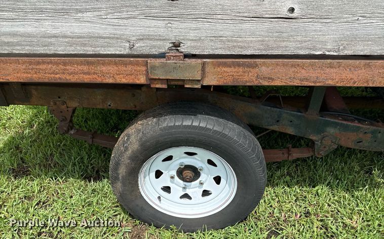 image for item ED4341 Jeep flatbed pickup truck