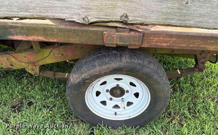 image for item ED4341 Jeep flatbed pickup truck