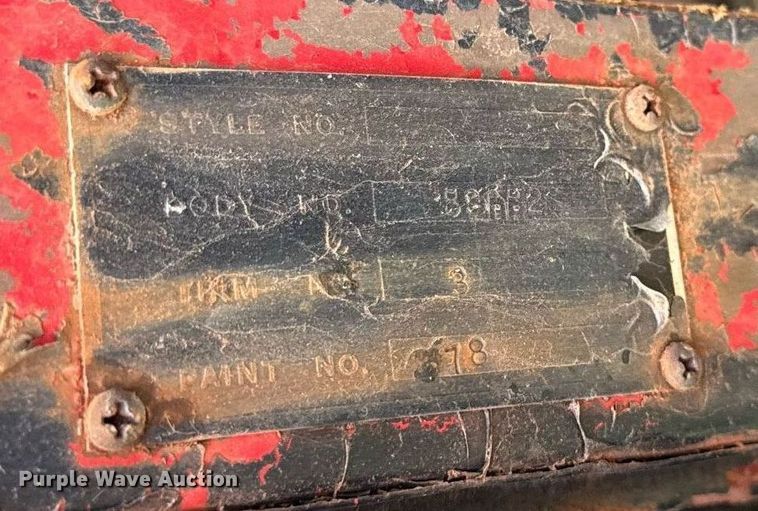 image for item ED4341 Jeep flatbed pickup truck