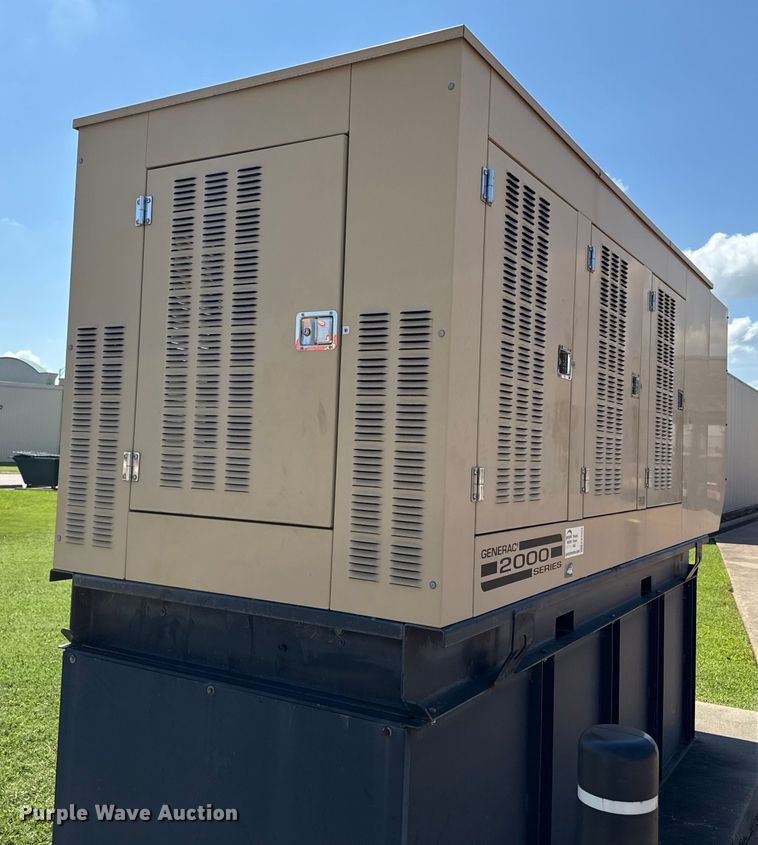 image for item ED4463 2001 Generac 2000 generator