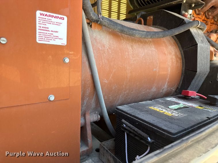 image for item ED4463 2001 Generac 2000 generator