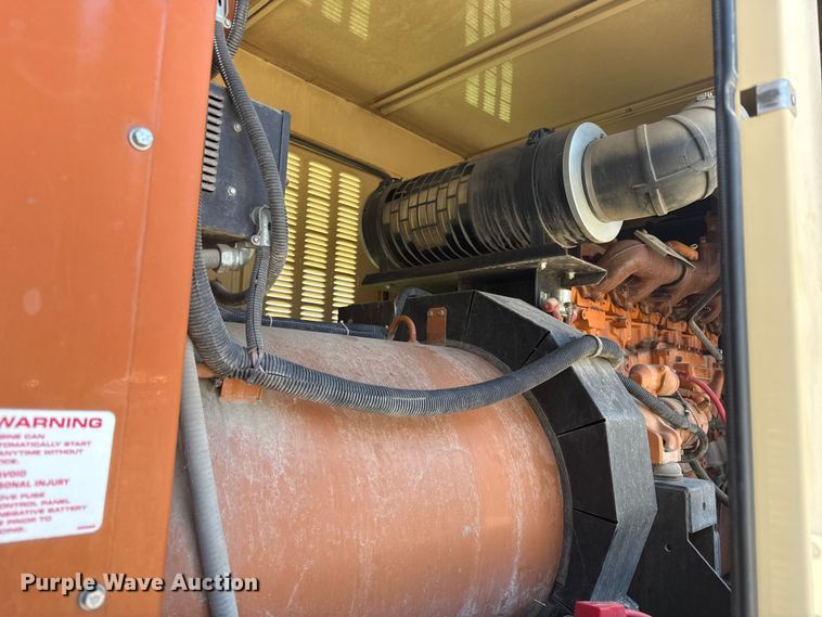 image for item ED4463 2001 Generac 2000 generator