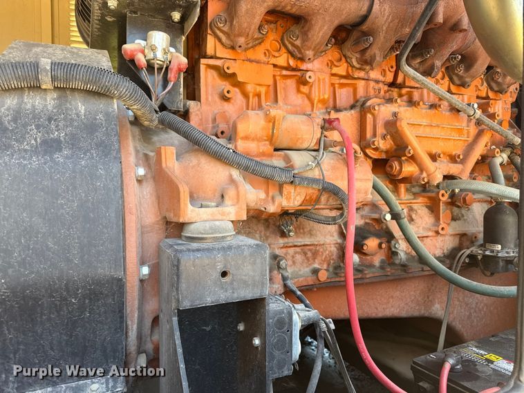 image for item ED4463 2001 Generac 2000 generator