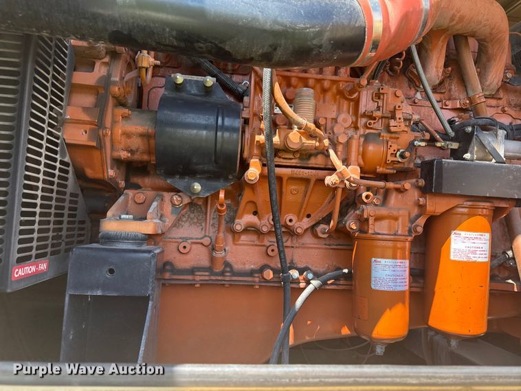 image for item ED4463 2001 Generac 2000 generator