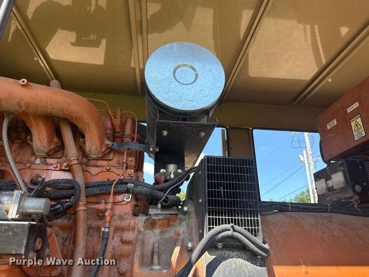 image for item ED4463 2001 Generac 2000 generator