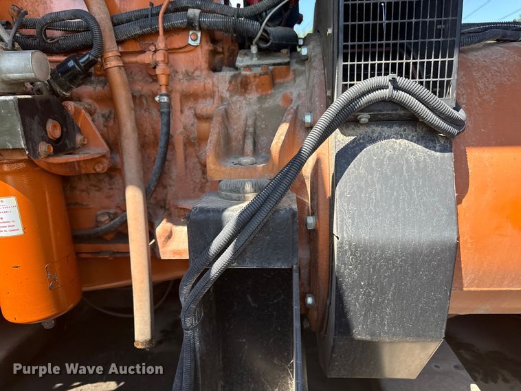 image for item ED4463 2001 Generac 2000 generator