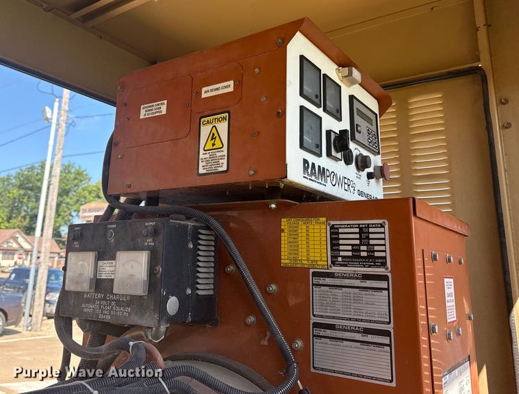 image for item ED4463 2001 Generac 2000 generator