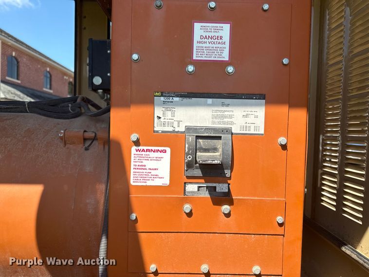 image for item ED4463 2001 Generac 2000 generator