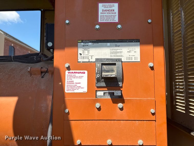 image for item ED4463 2001 Generac 2000 generator