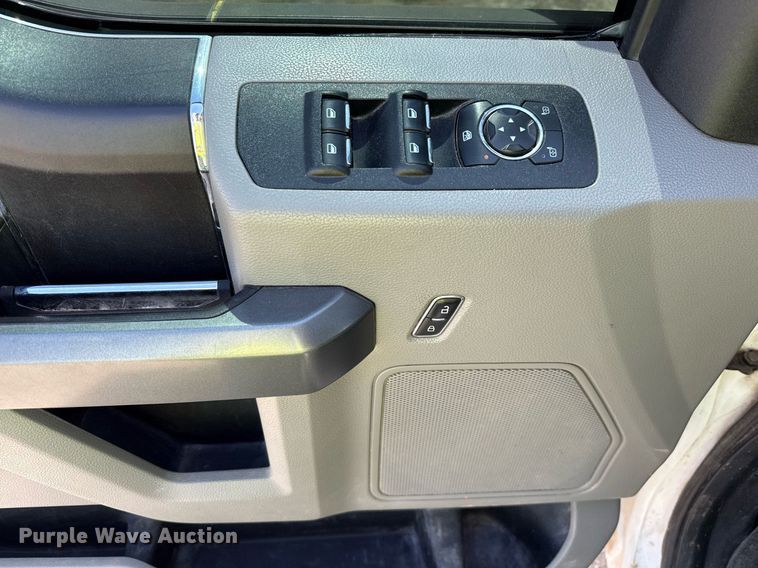 image for item ED5771 2018 Ford F150 SuperCrew pickup truck