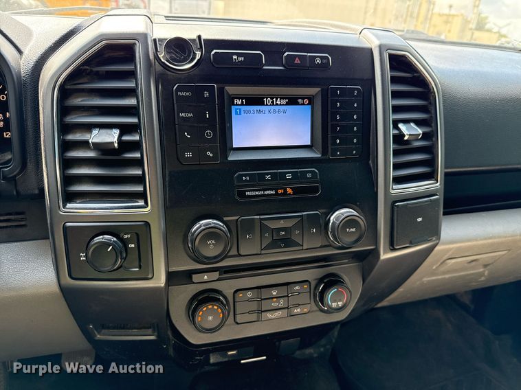 image for item ED5771 2018 Ford F150 SuperCrew pickup truck