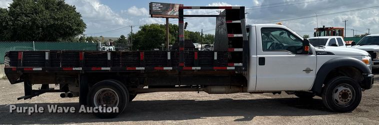 image for item ED5774 2016 Ford F450 Super Duty flatbed truck