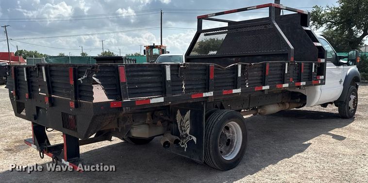 image for item ED5774 2016 Ford F450 Super Duty flatbed truck