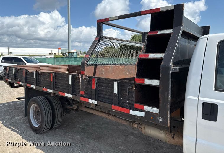 image for item ED5774 2016 Ford F450 Super Duty flatbed truck