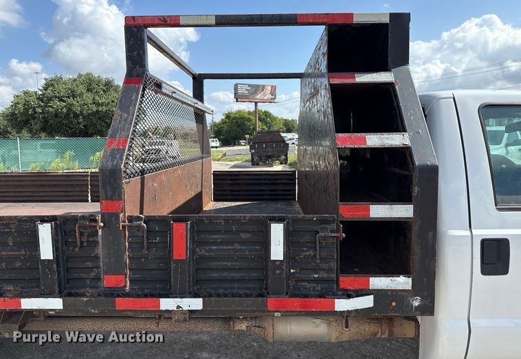 image for item ED5774 2016 Ford F450 Super Duty flatbed truck