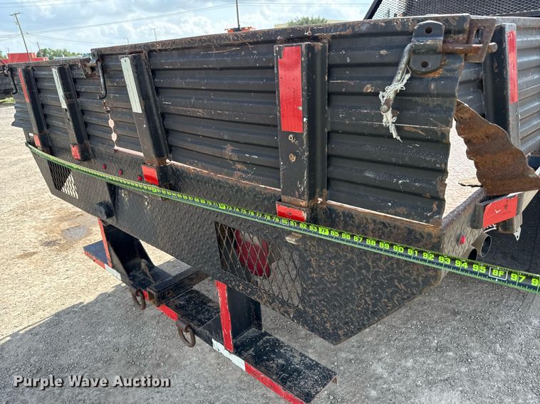 image for item ED5774 2016 Ford F450 Super Duty flatbed truck