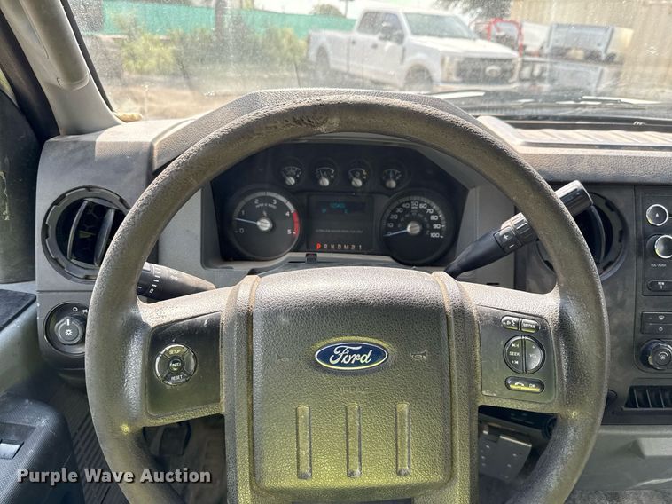 image for item ED5774 2016 Ford F450 Super Duty flatbed truck