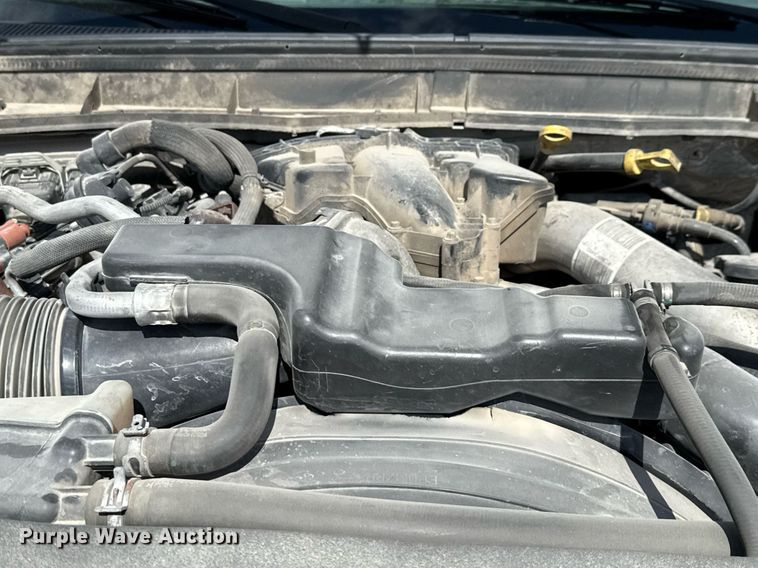 image for item ED5774 2016 Ford F450 Super Duty flatbed truck