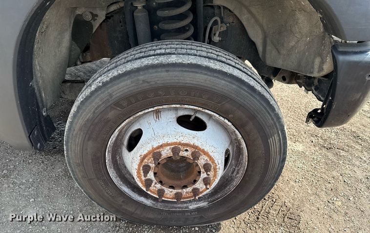 image for item ED5774 2016 Ford F450 Super Duty flatbed truck