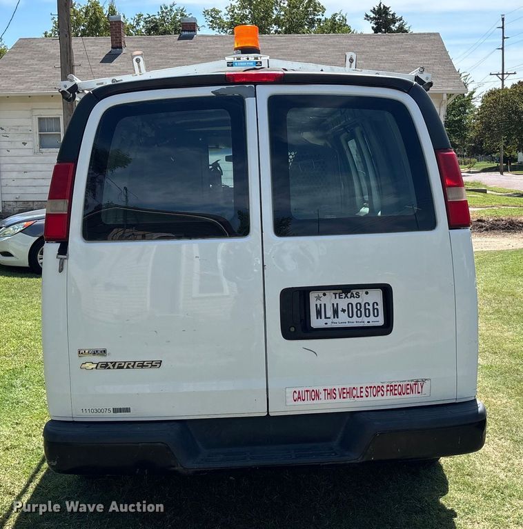 image for item EE3947 2010 Chevrolet Express 1500 van