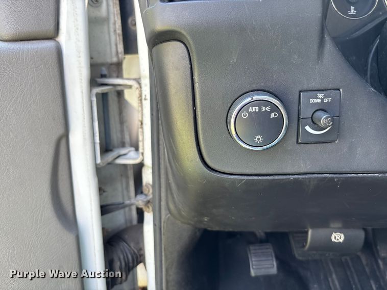 image for item EE3947 2010 Chevrolet Express 1500 van