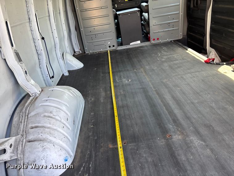 image for item EE3947 2010 Chevrolet Express 1500 van