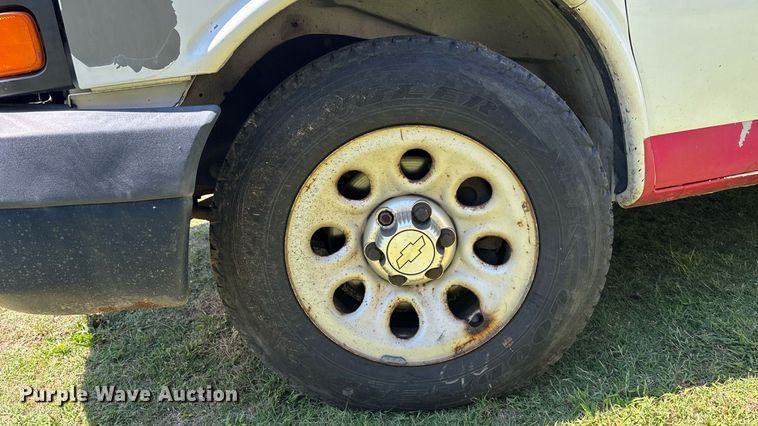 image for item EE3947 2010 Chevrolet Express 1500 van