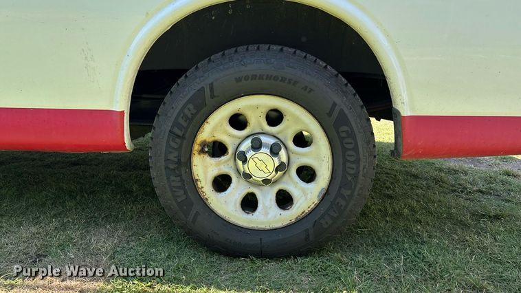 image for item EE3947 2010 Chevrolet Express 1500 van