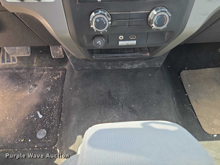 image for item EF1756 2012 Ford F150 pickup truck