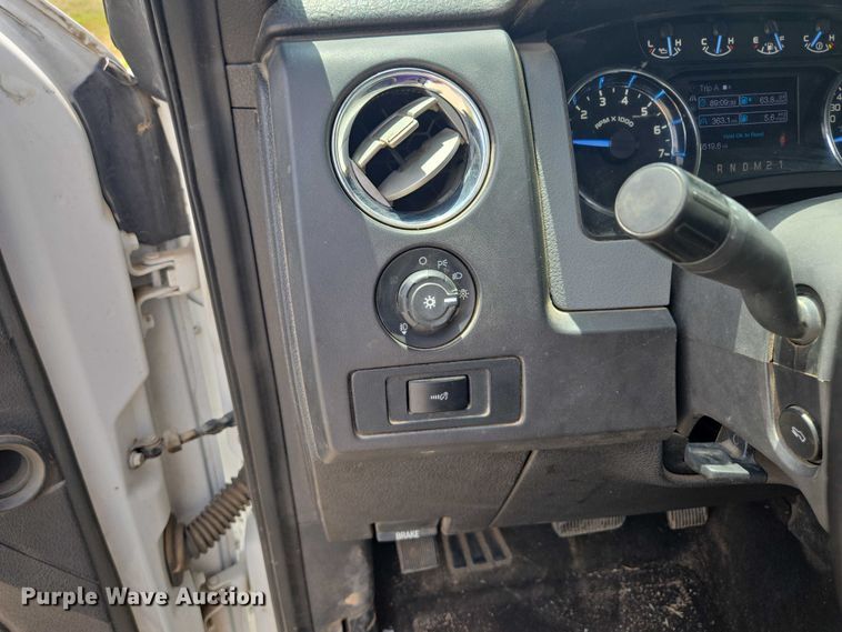 image for item EF1756 2012 Ford F150 pickup truck