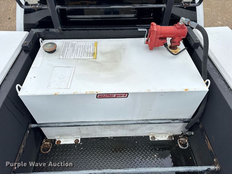 image for item EF2032 2018 Chevrolet Silverado 3500HD Crew Cab utility bed pickup truck